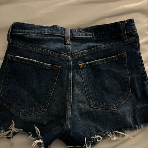 Abercrombie & Fitch Pants - Women’s high rise 90s cutoff short